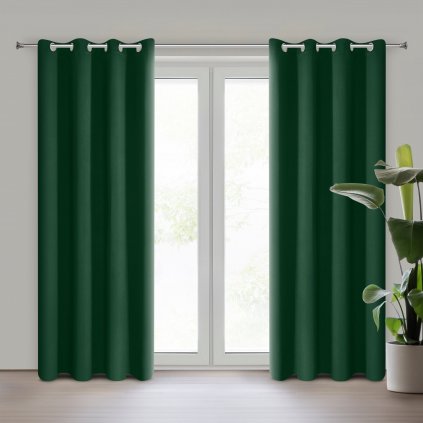 ZATEMŇOVACÍ ZÁVĚS NA KROUŽCÍCH LOGAN 135X250 CM ZELENÁ