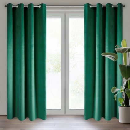 ZATEMŇOVACÍ ZÁVĚS NA KROUŽCÍCH PIERRE 140X250 CM TMAVĚZELENÁ