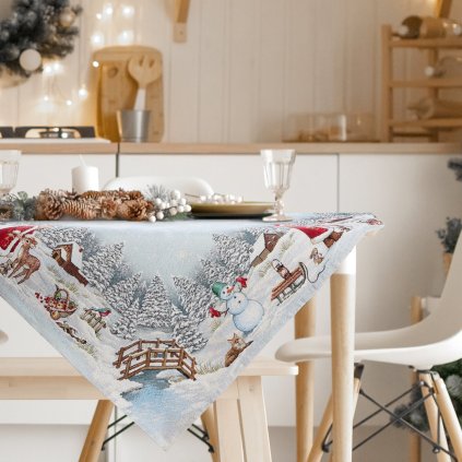 VÁNOČNÍ GOBELÍNOVÝ UBRUS VILLAGE 100X100 CM VZOROVANÁ