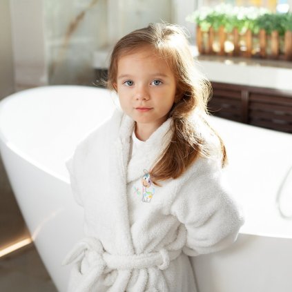 DĚTSKÝ ŽUPAN BABY33 4/6 LET BÍLÁ