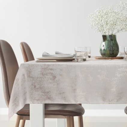 UBRUS INES9 160X240 CM VZOROVANÝ