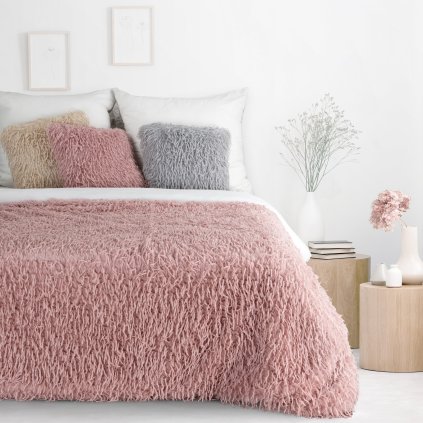 CHLUPATÁ DEKA ADORE 130X170 CM PUDROVÁ