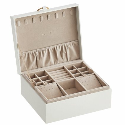 697b6ff144a6efdad74fb7ba862217e3