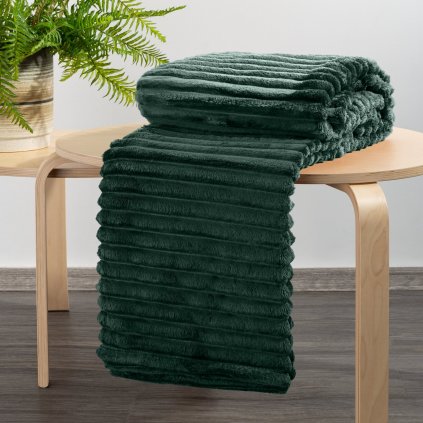 DEKA Z MIKROFLANELU SOFT 200X220 CM TMAVĚZELENÁ
