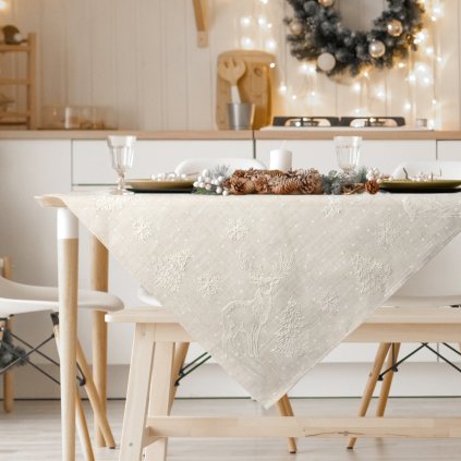 VÁNOČNÍ UBRUS DEER 85X85 CM VZOROVANÁ