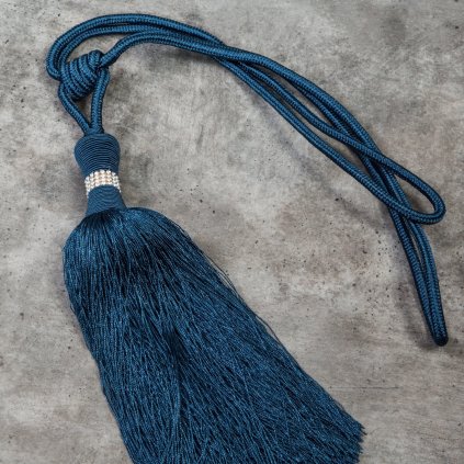 DEKORAČNÍ ŠŇŮRA NA ZÁVĚS SUSANĚ TMAVĚMODRÁ