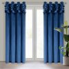 ZATEMŇOVACÍ ZÁVĚS NA KROUŽCÍCH ERIN 140X250 CM TMAVĚMODRÁ