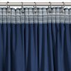 ZATEMŇOVACÍ ZÁVĚS NA PÁSCE CARLI 140X250 CM TMAVĚMODRÁ
