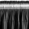 ZATEMŇOVACÍ ZÁVĚS NA PÁSCE AURA 140X270 CM ČERNÁ