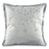 VÁNOČNÍ DEKORAČNÍ POVLAK NA POLŠTÁŘ HOLLY 45X45 CM BÍLÁ