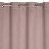 ZATEMŇOVACÍ ZÁVĚS NA KROUŽCÍCH CARLO 135X250 CM PÚDROVĚ RŮŽOVÁ